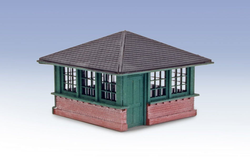 LK216 Peco Lineside West Highland Line Platform Signal Box Kit