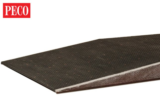 LK12105 Peco Platform Ramp Edge - Brick