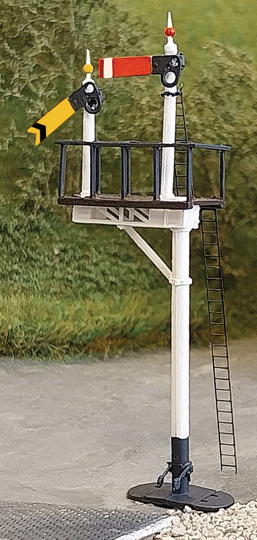 LK12142 Peco GWR Bracket Semaphore Signal Kit