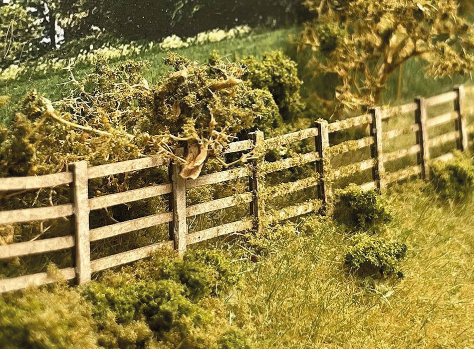 LX006 Scale Model Scenery kit 4ft Post & Rail Fencing