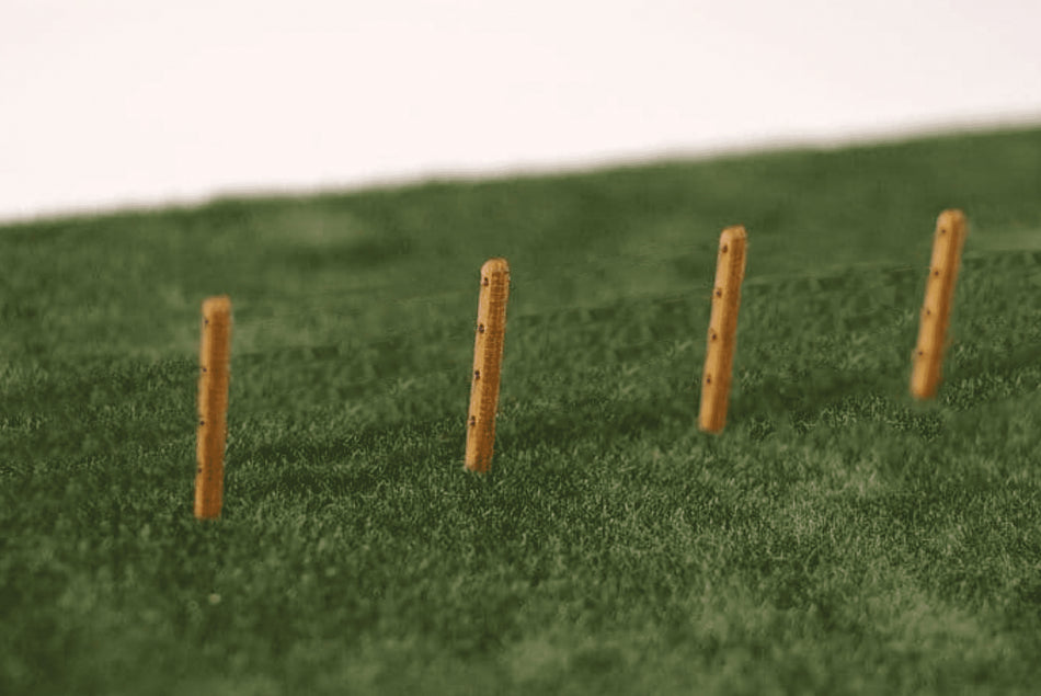 LX058 Scale Model Scenery kit 4ft Fence Posts (pre-drilled)