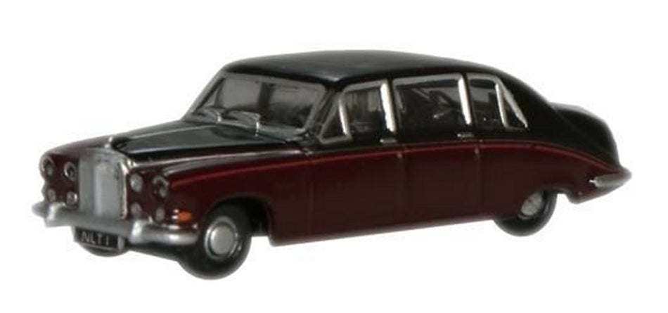NDS004 Oxford Diecast Daimler DS420 Limousine Claret/Black