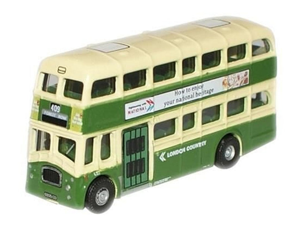 NQM002 Oxford Diecast Queen Mary Bus London Country
