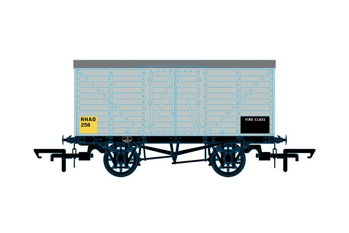 OR76GEGV005 Oxford Rail 10t Covered Van RNAD 258