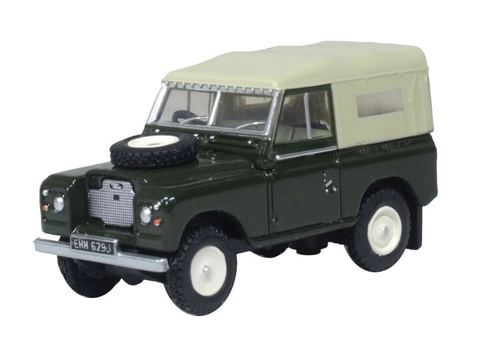 76LR2AS005 Oxford Diecast Land Rover Series 2A SWB Canvas