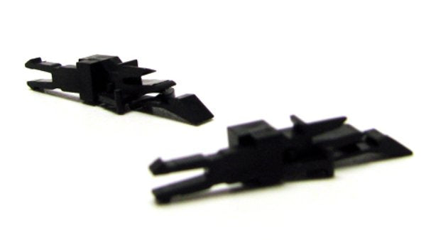 R8220 Hornby NEM Couplings