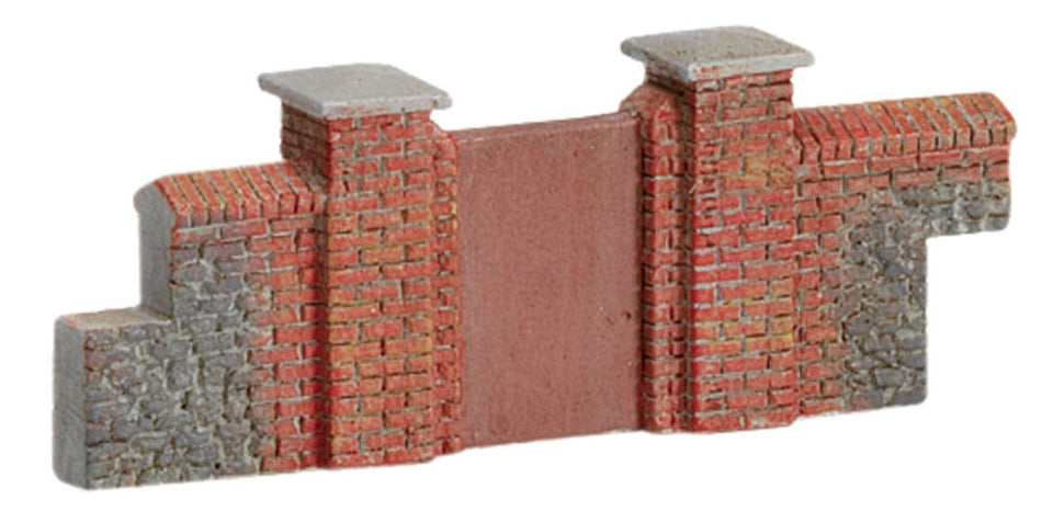 R8979 Hornby Skaledale Brick Walling - Gates & Piers