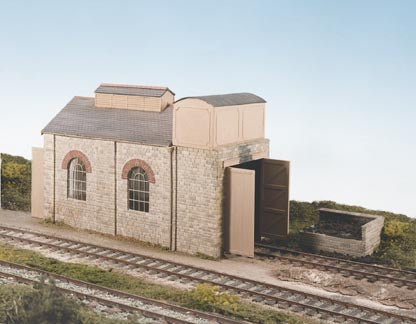 CK14 Wills Single Road Engine Shed Kit