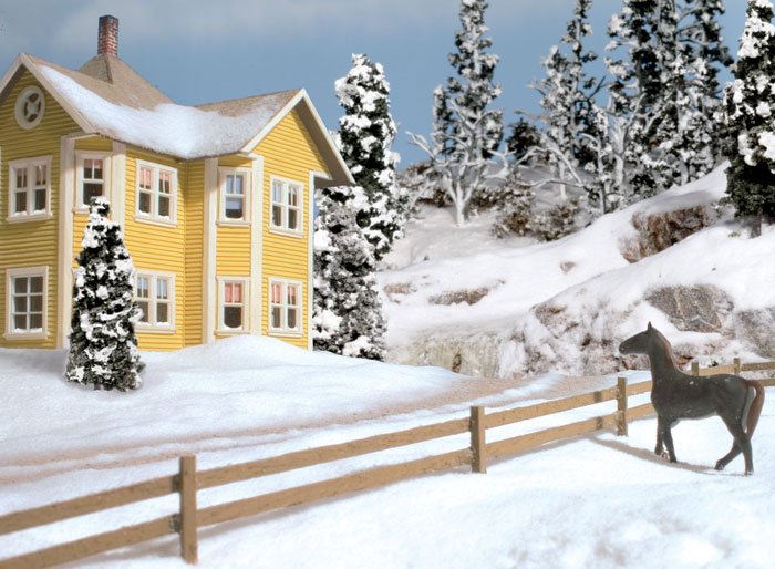 SN140 Woodland Scenics Snow Shaker