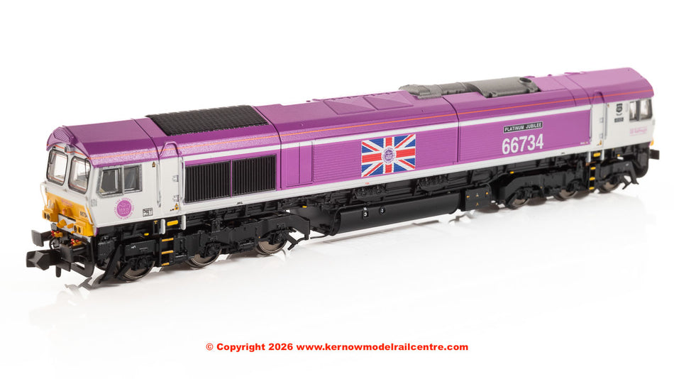 2D-066-006D Dapol Class 66 Diesel number 66 734 Platinum Jubilee