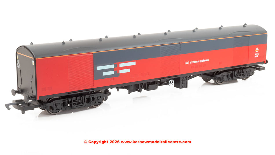 R40559 Hornby Railroad RES Mk1 Super GUV 94157