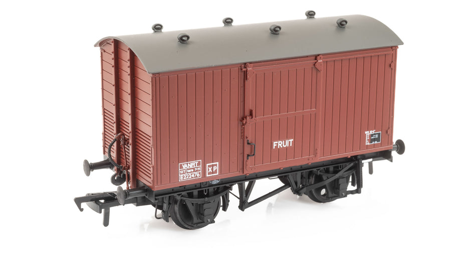 38-386A Bachmann LNER 12T Ventilated Fruit Van BR Bauxite (Late)
