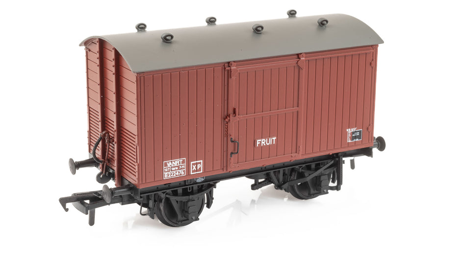 38-386A Bachmann LNER 12T Ventilated Fruit Van BR Bauxite (Late)