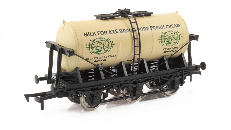 4F-031-147 Dapol 6 Wheel Milk Tanker Axe Brand Cream