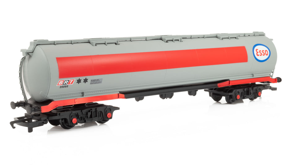 R60365 Hornby Railroad 100 Ton Tank Wagon number 20060 - Esso