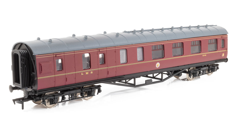 4P-010-351 Dapol 57ft Stanier Corridor Brake Composite 5548 LMS
