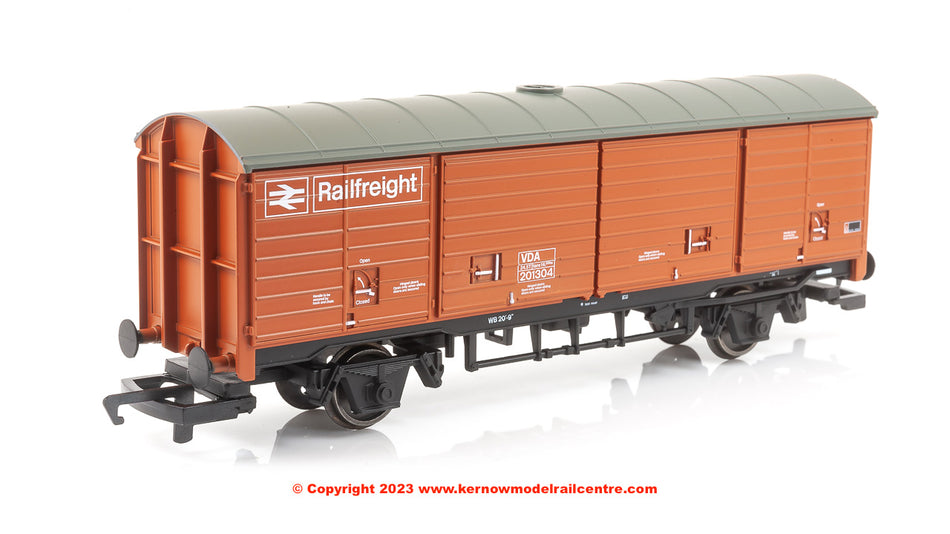 R60099 Hornby BR VDA Van number 201304 BR Railfreight Brown
