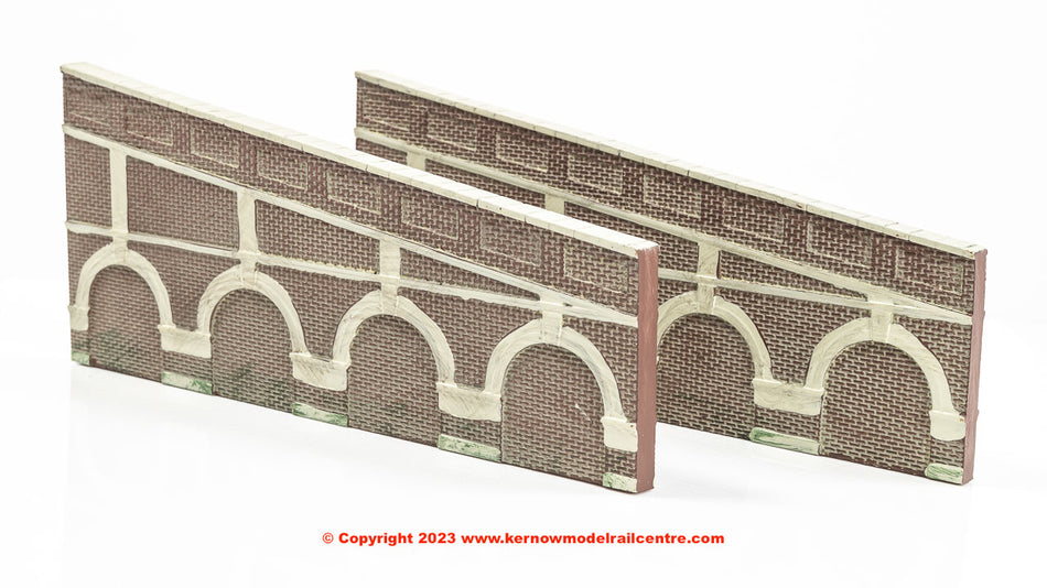 R7386 Hornby Skaledale Mid Stepped Arched Retaining Walls