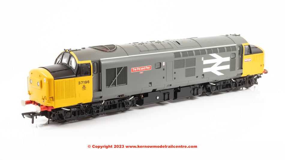 35-305ZSF Bachmann Class 37/0 Diesel Loco 37 196 Tre Pol and Pen