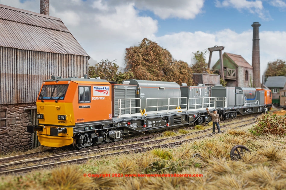 31-579SF Bachmann Windhoff MPV 2-Car Set Network Rail Orange