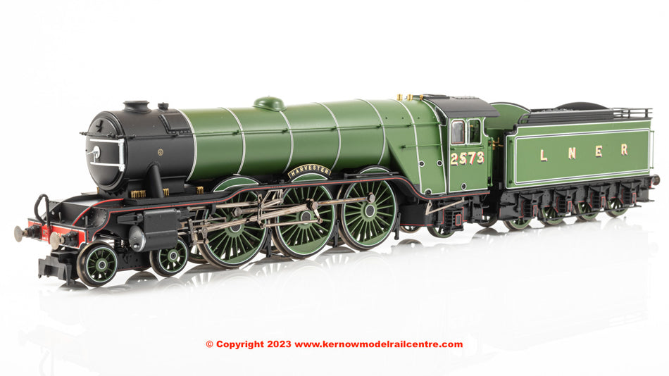 R30216 Hornby A3 Class Steam Loco number 2573 Harvester LNER
