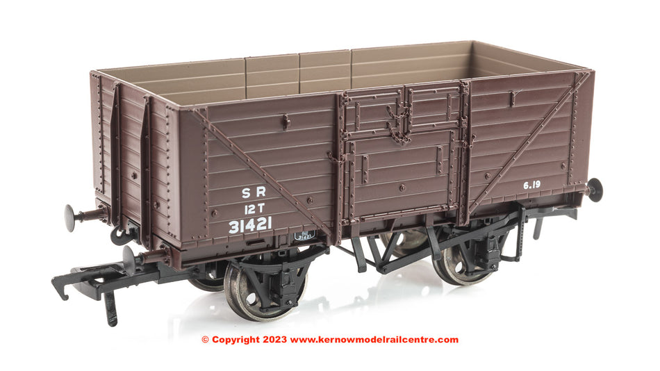 940013 Rapido D1379 8 Plank Open Wagon No. 31421 - SR Brown