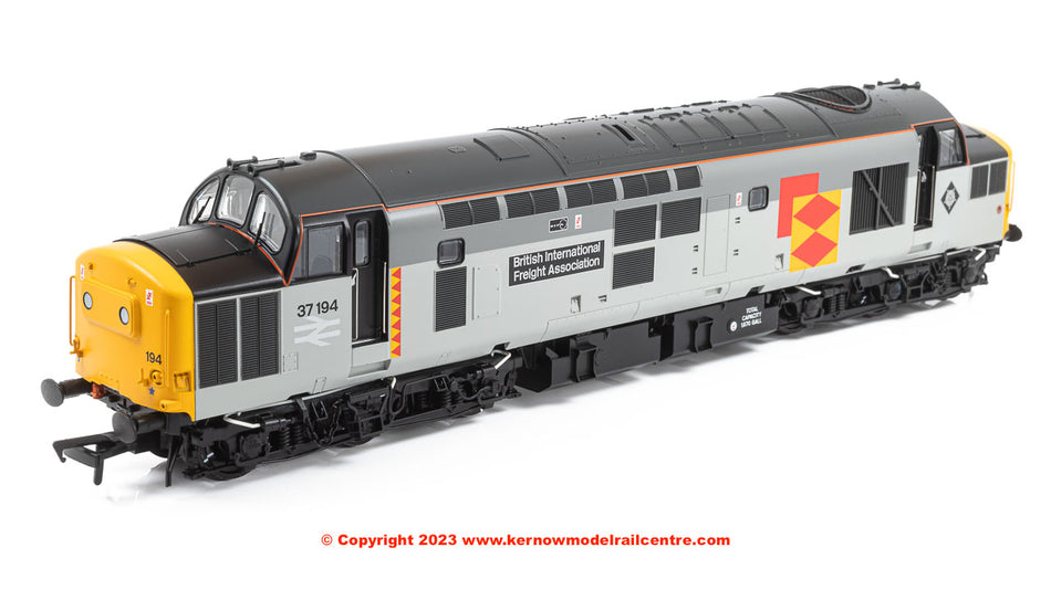 35-307 Bachmann Class 37/0 37194 British Int. Freight Assoc