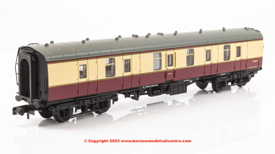 374-035B Graham Farish BR Mk1 BG BR Crimson Cream