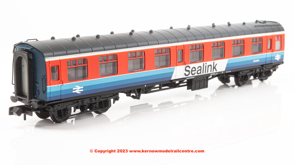 374-065A Graham Farish BR Mk1 SK Second Corridor BR Sealink