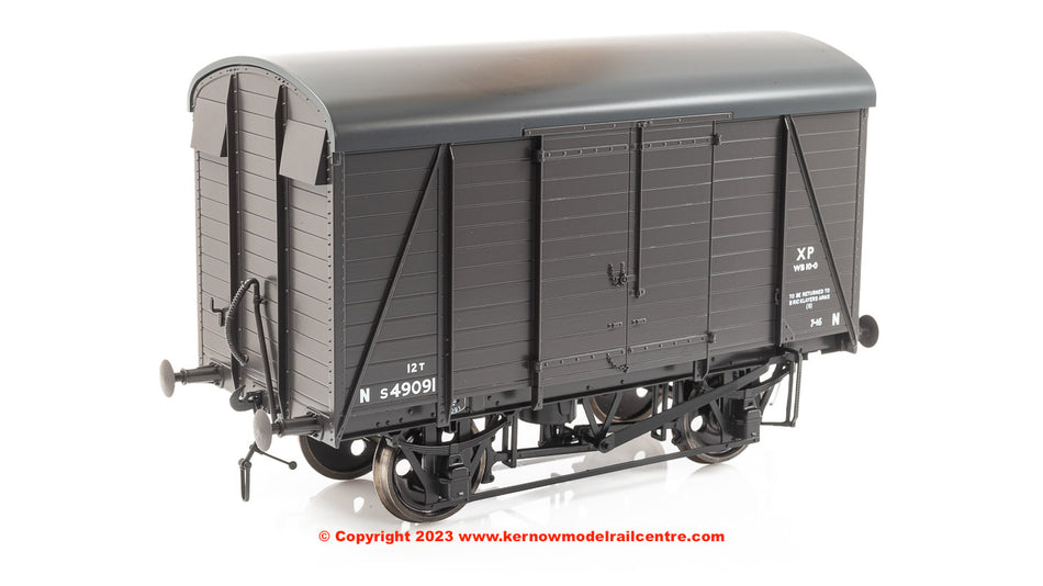 7F-069-002 Dapol SR 12 Ton Van - SR Brown - S49091