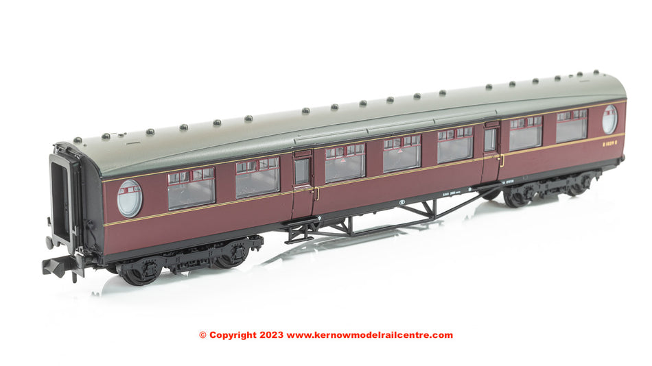 376-252 Graham Farish LNER Thompson Second Corridor BR Maroon