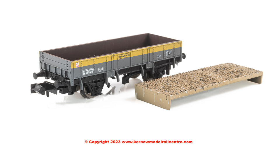 2F-060-018 Dapol Grampus Wagon number DB990518 in BR Dutch