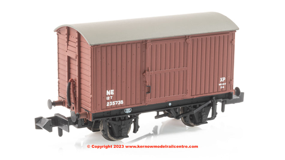 377-975A Graham Farish 12 Ton Eastern Vent Van Planked End