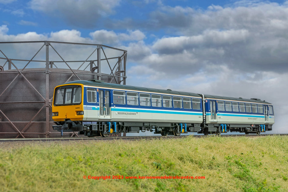 E83032 EFE Rail Class 144 2-Car DMU 144013 BR Regional Railways