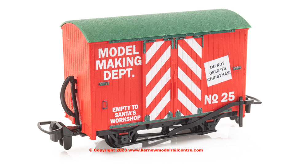 GR910 Peco Christmas 2023 Box Van - Santa's Workshop