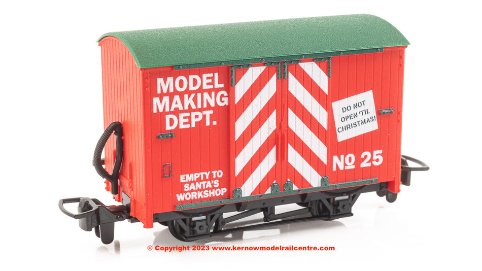 GR910 Peco Christmas 2023 Box Van - Santa's Workshop