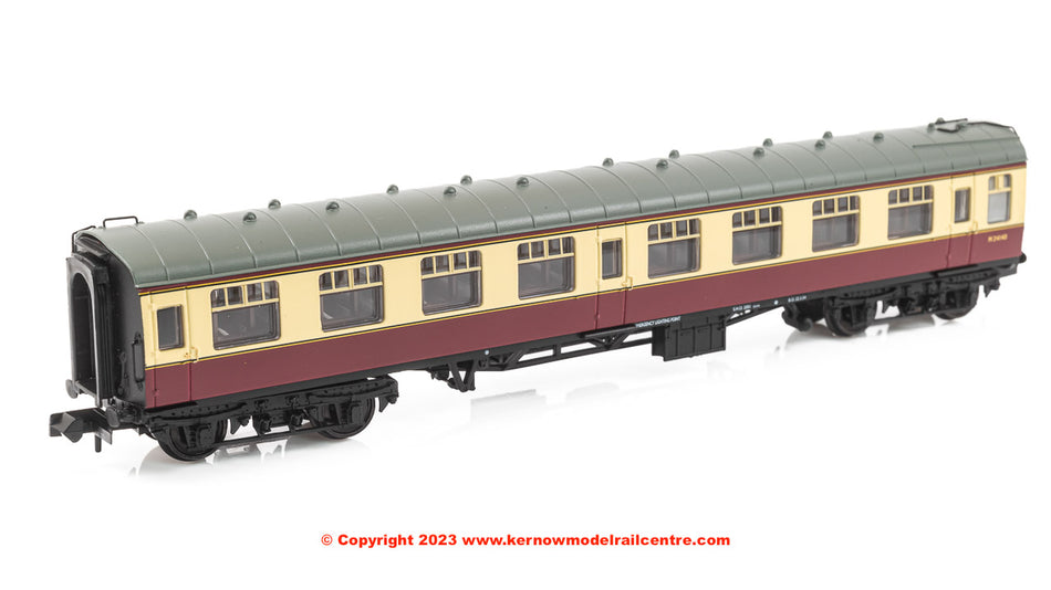 374-060F Graham Farish BR Mk1 SK Second Corridor