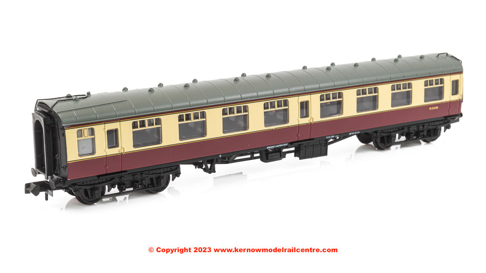 374-060F Graham Farish BR Mk1 SK Second Corridor