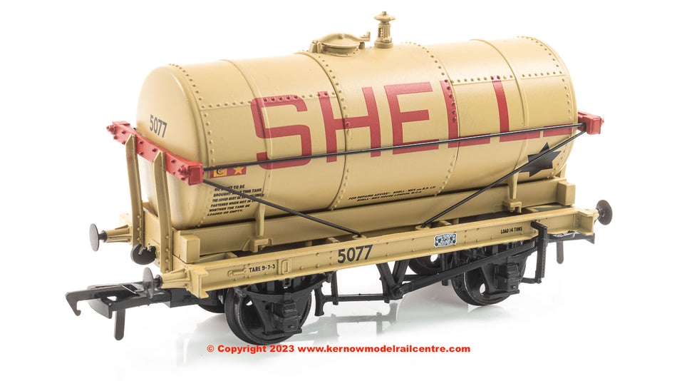 37-679B Bachmann 14T Tank Wagon 'Shell-BP' Buff