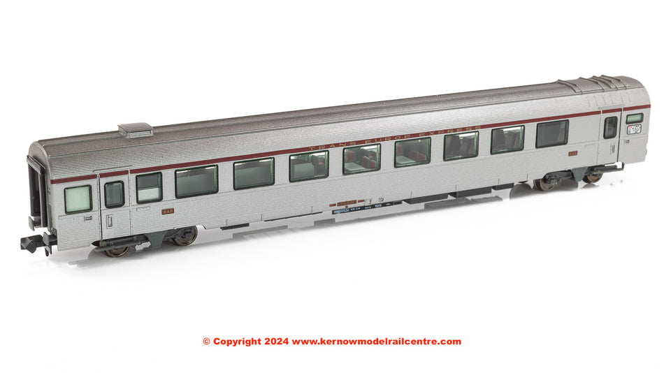 HN4440 Arnold SNCF 3 Coach Pack TEE ""Cisalpin"" Milan – Paris
