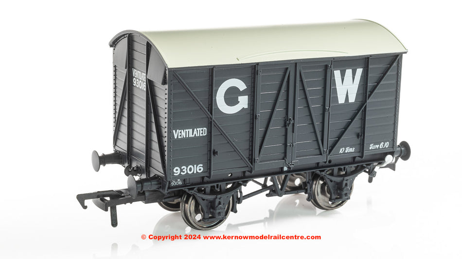 944013 Rapido Diagram V16 Van number 93016 in GWR Grey