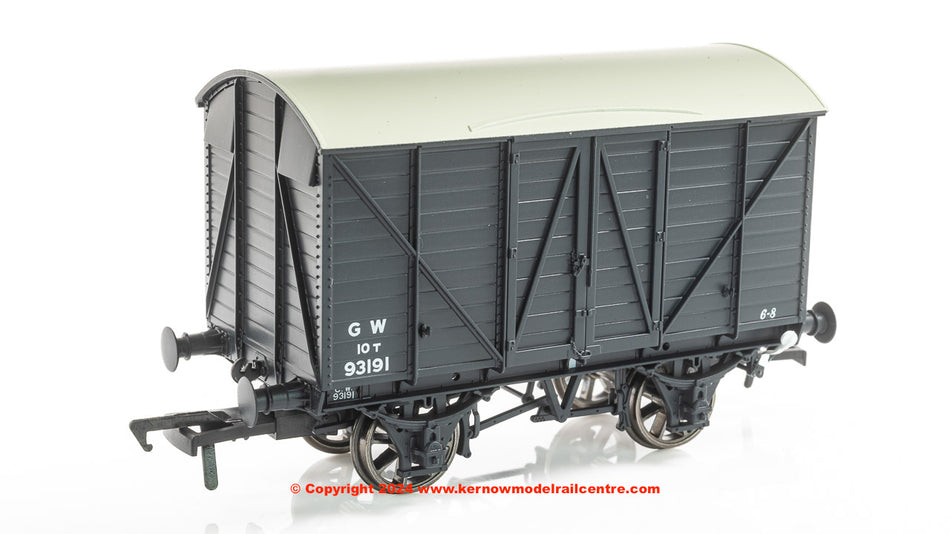 944020 Rapido Diagram V16 Van number 93191 in GWR Grey