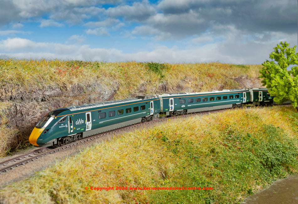 10-1673 Kato Class 800/0 IET 5 Car 800 010 Paddington Bear