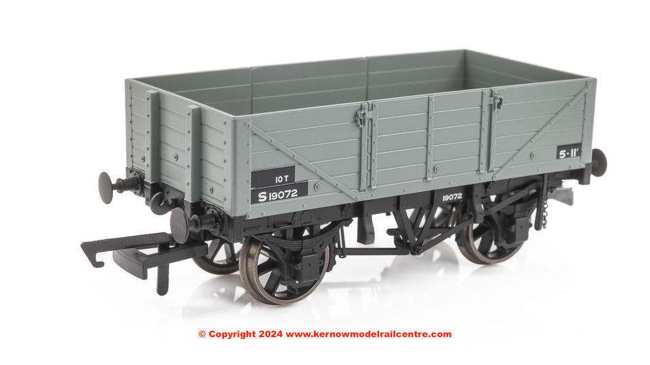 SB009N SR Diagram 1364 5 plank open wagon BR Grey IoW
