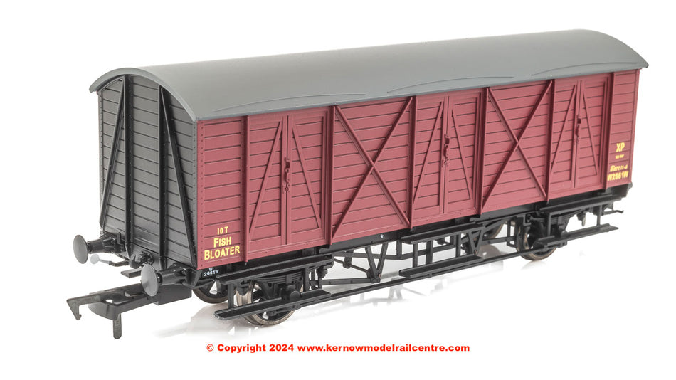 E87061 EFE Rail GWR 10T 'Bloater' Fish Van BR Crimson