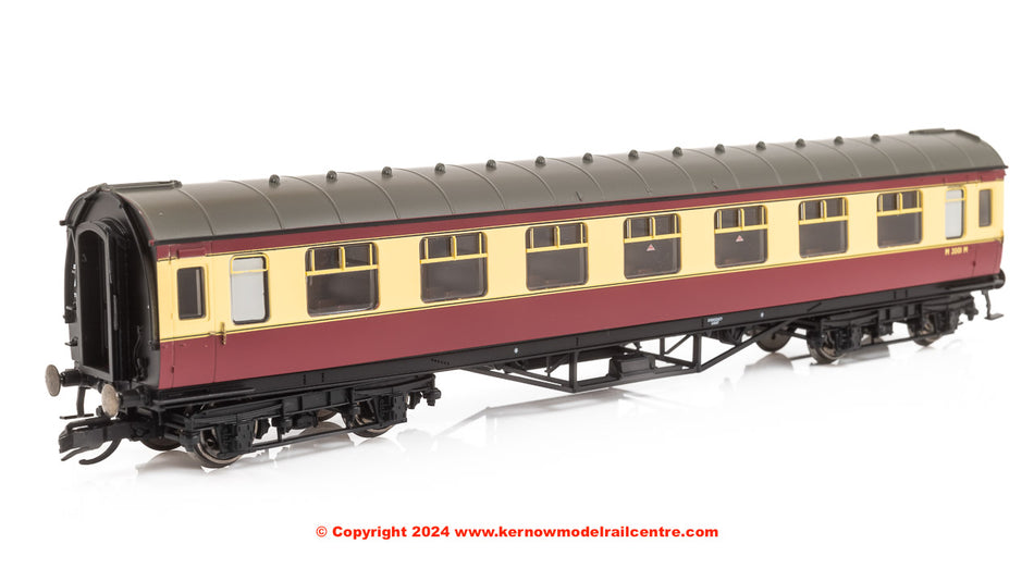 TT4037 Hornby LMS 57ft Corridor Third Coach number M2001M BR