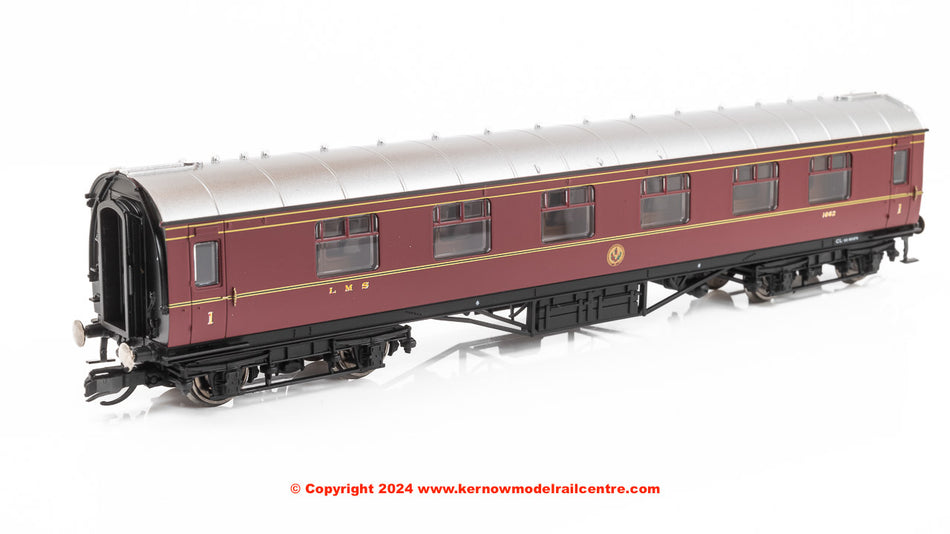 TT4007 Hornby LMS 57ft Corridor First Coach number 1062 LMS