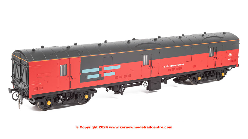 4989 Heljan Mk1 GUV Rail express systems