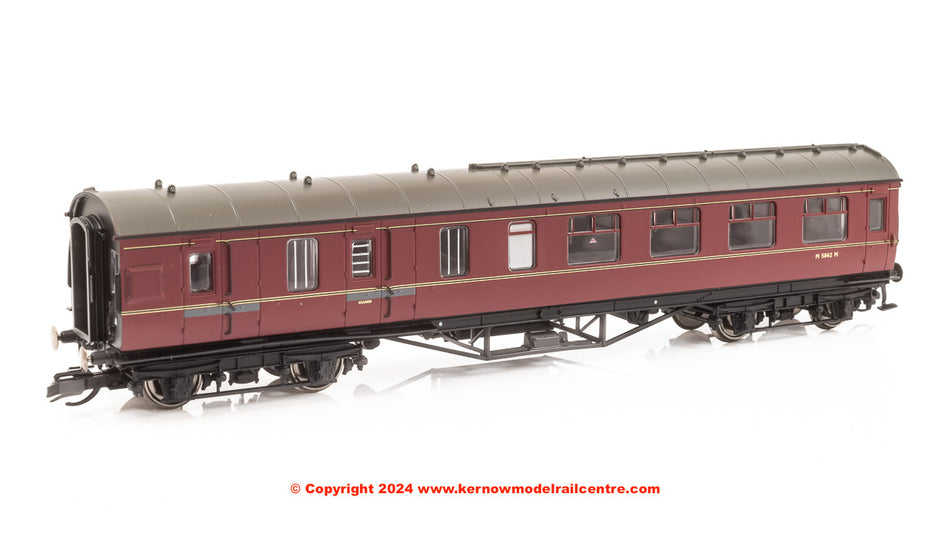TT4034 Hornby BR 57' Brake Third, M5842M - Era 5