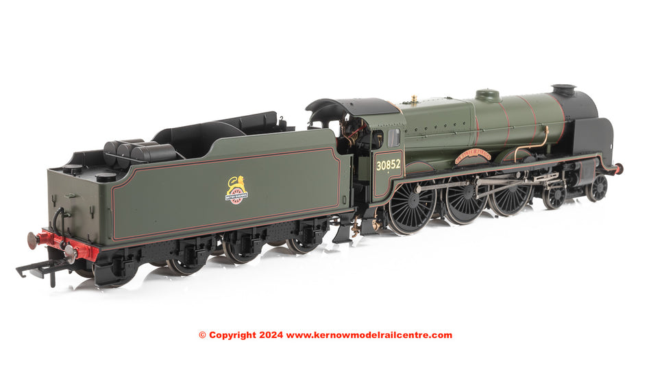 R3732 Hornby Lord Nelson Steam Loco 30852 Sir Walter Raleigh
